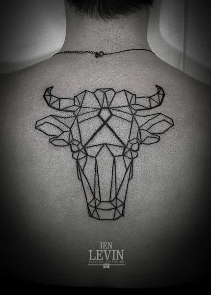 Made of Lines Cow Blackwork tattoo by Ien Levin
