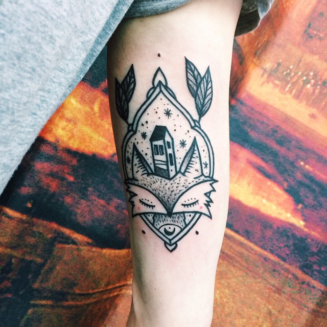 Sleepy Fox Blackwork tattoo by Matik Tattoo