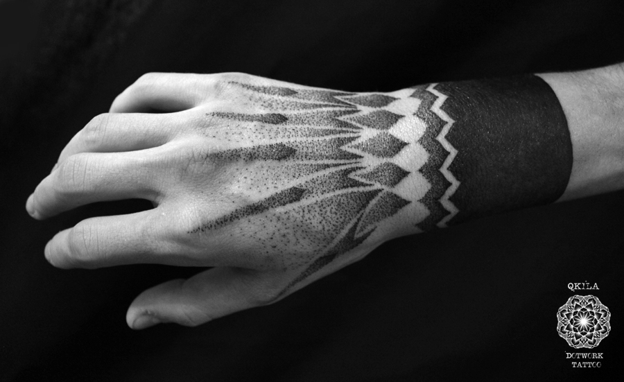 hand dotwork tattoo qkila