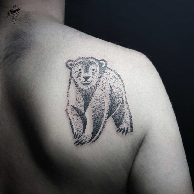 shoulder blade bear tattoo