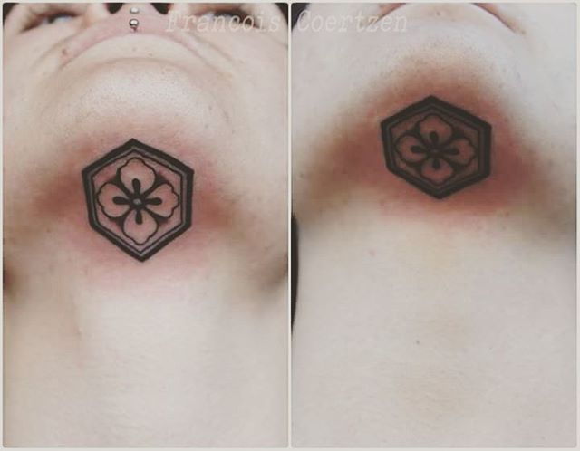 Under Chin Tattoo by @francois_crumbs