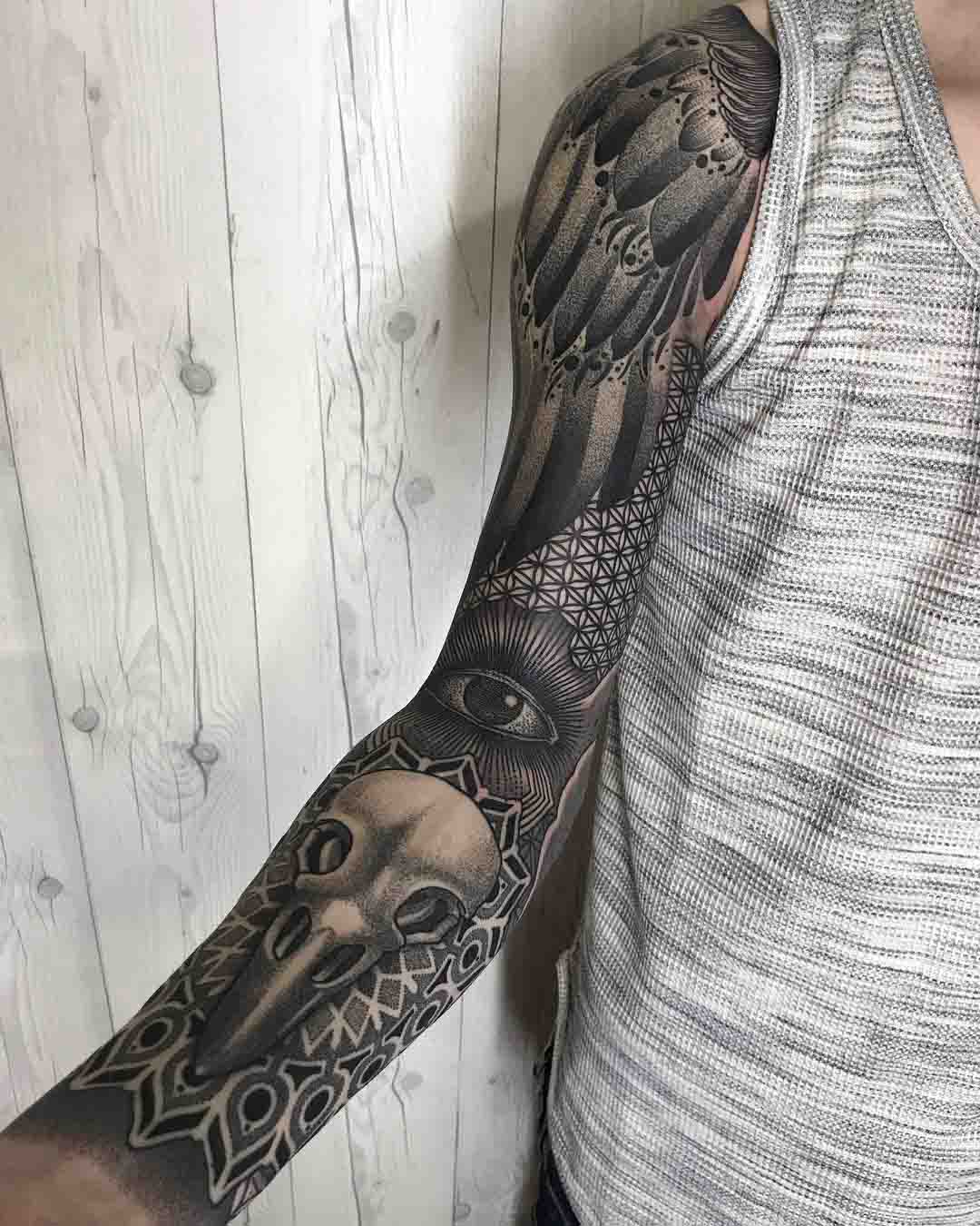 tattoo sleeve dotwork style