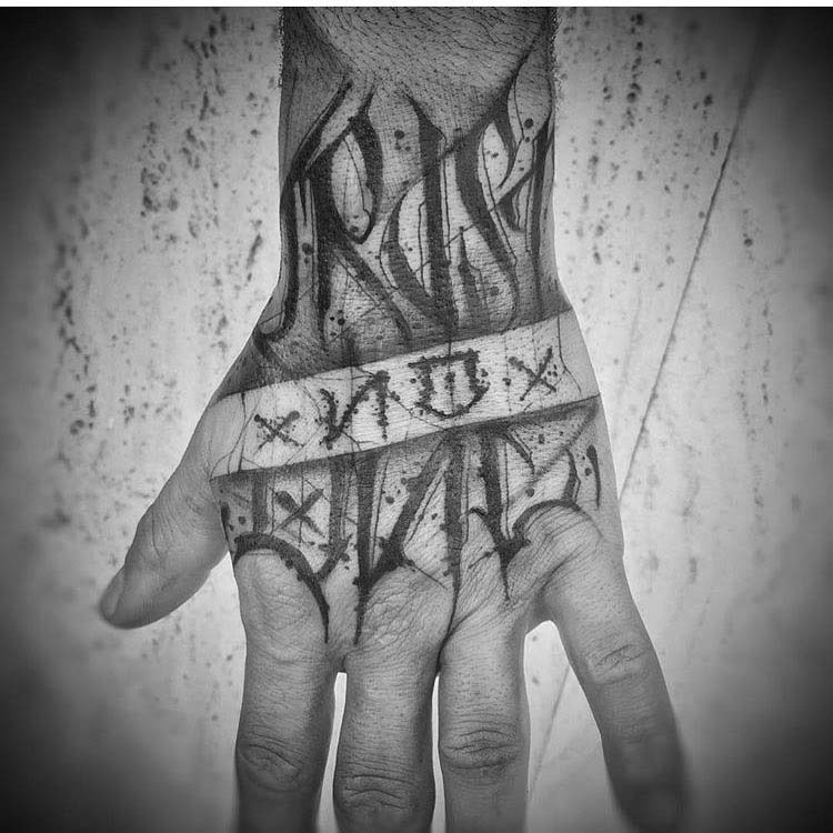 hand tattoo lettering trust noone